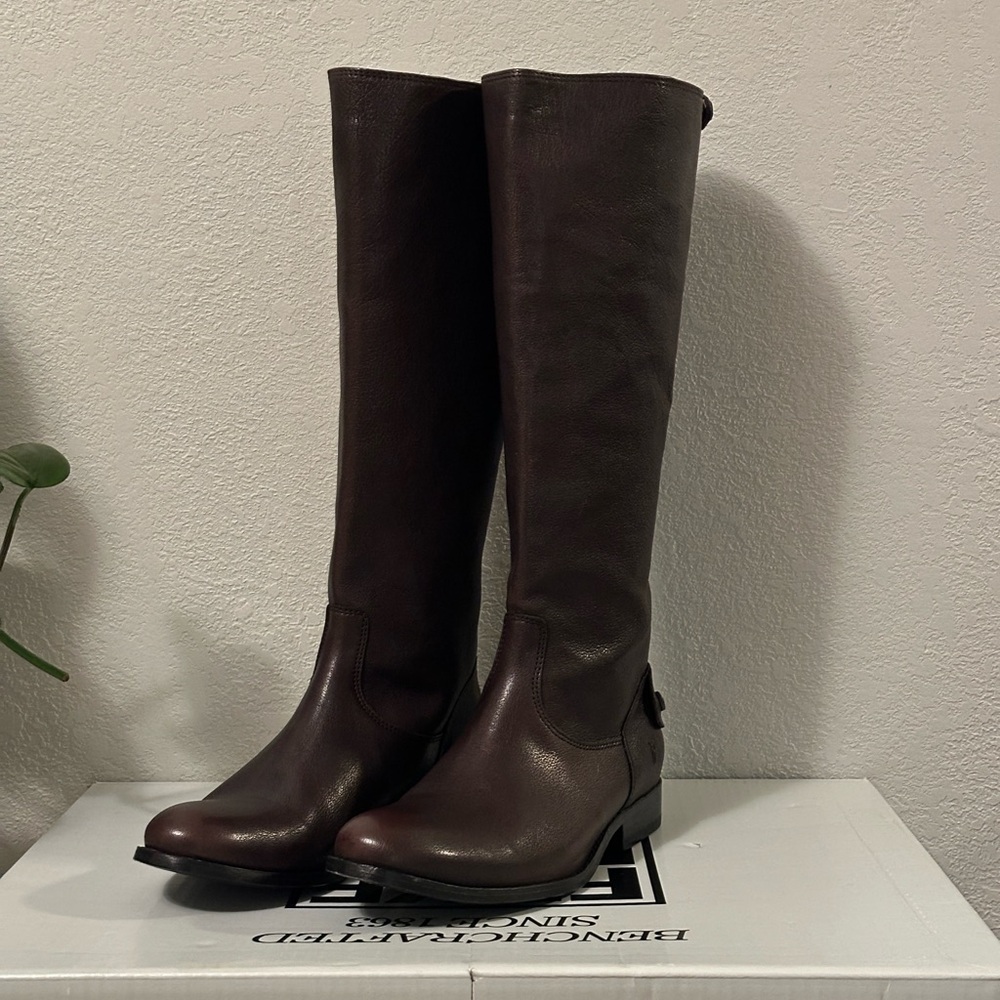 Frye Melissa Button Back Boots, 10M - NWB